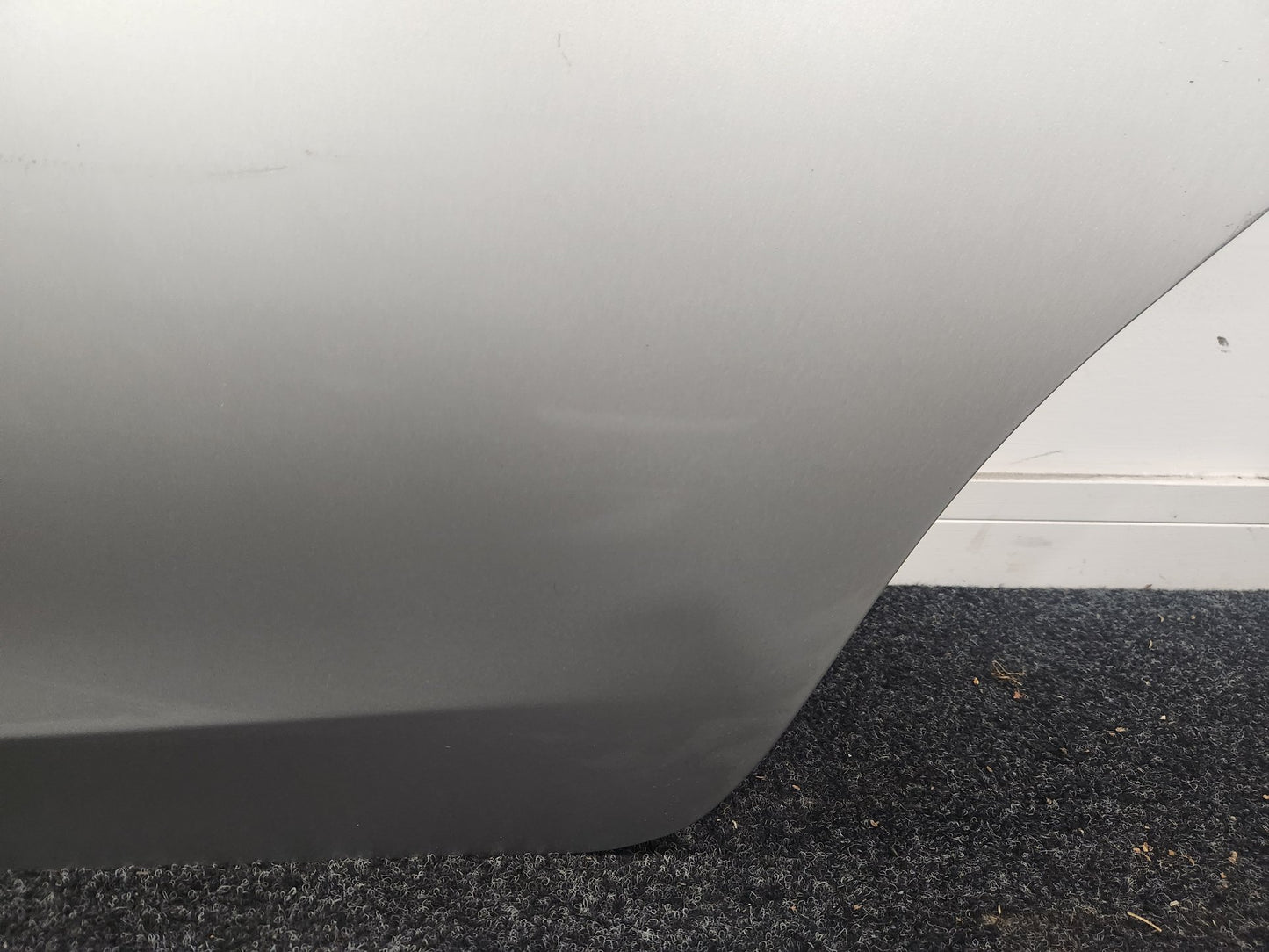 Vauxhall Corsa MK4 Hatchback 5dr Rear Left Complete Door in Switchblade Silver