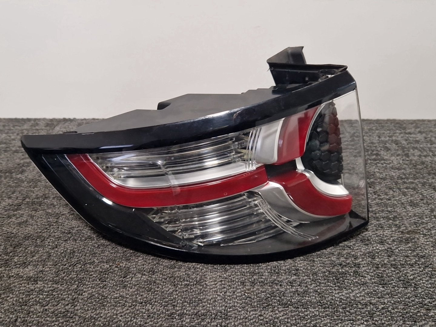 Land Rover Discovery Sport L550 Genuine Rear Left Outer N/S Passenger Tail Light