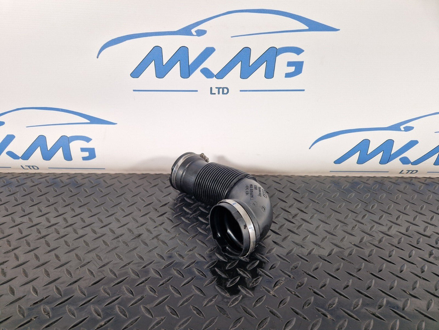 16-24 AUDI A5 F5 2.0 TFSI PETROL AIR INTAKE INLET HOSE PIPE 06L129629A