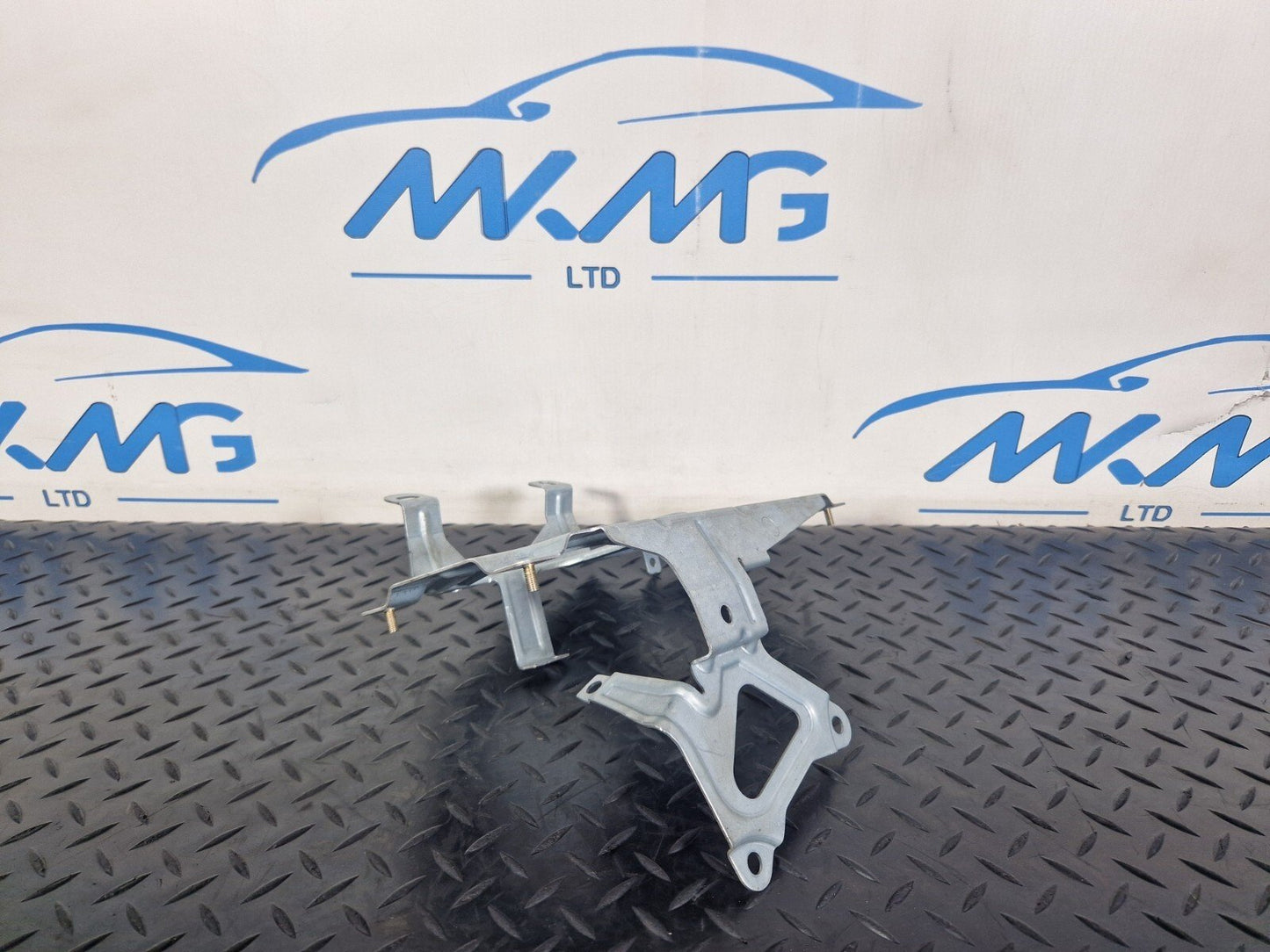 11-18 BMW 6 SERIES F06 TV MODULE BRACKET HOLDER MOUNT 9237830