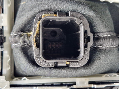 16-19 AUDI A4 AVANT B9 S-LINE GEAR SELECTOR KNOB GAITOR & SURROUND TRIM 8W271311