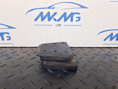 2018-ON MERCEDES BENZ SPRINTER W907 SPRING BEARING A9063220019