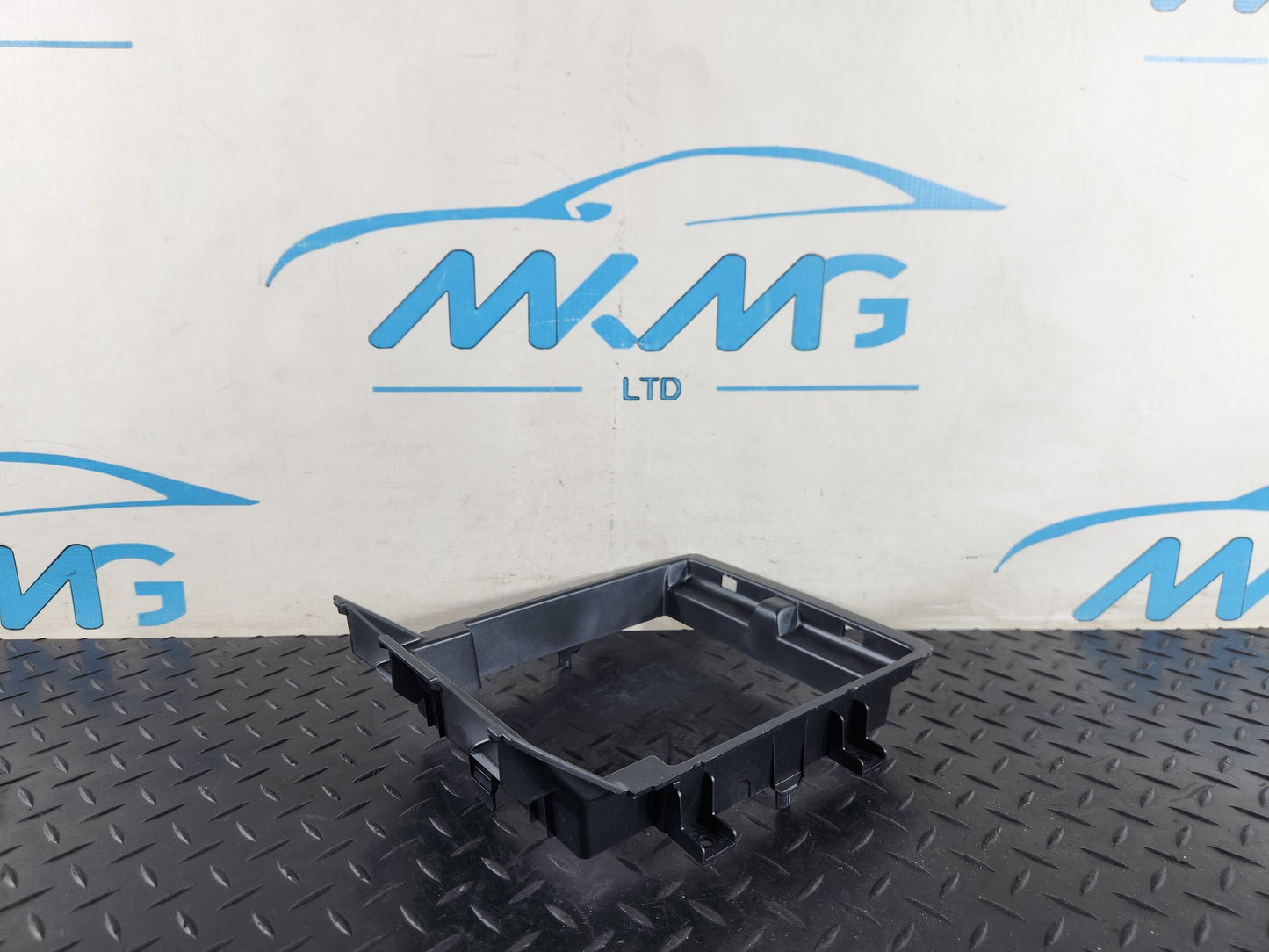 Range Rover Evoque L551 Interior Centre Arm Console Trim K8D2-045A66-A