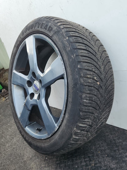 Volvo C30 MK1 FL (MK) (533) 17" Alloy Wheel with Tyre 205/50/17 ~4mm 31290177