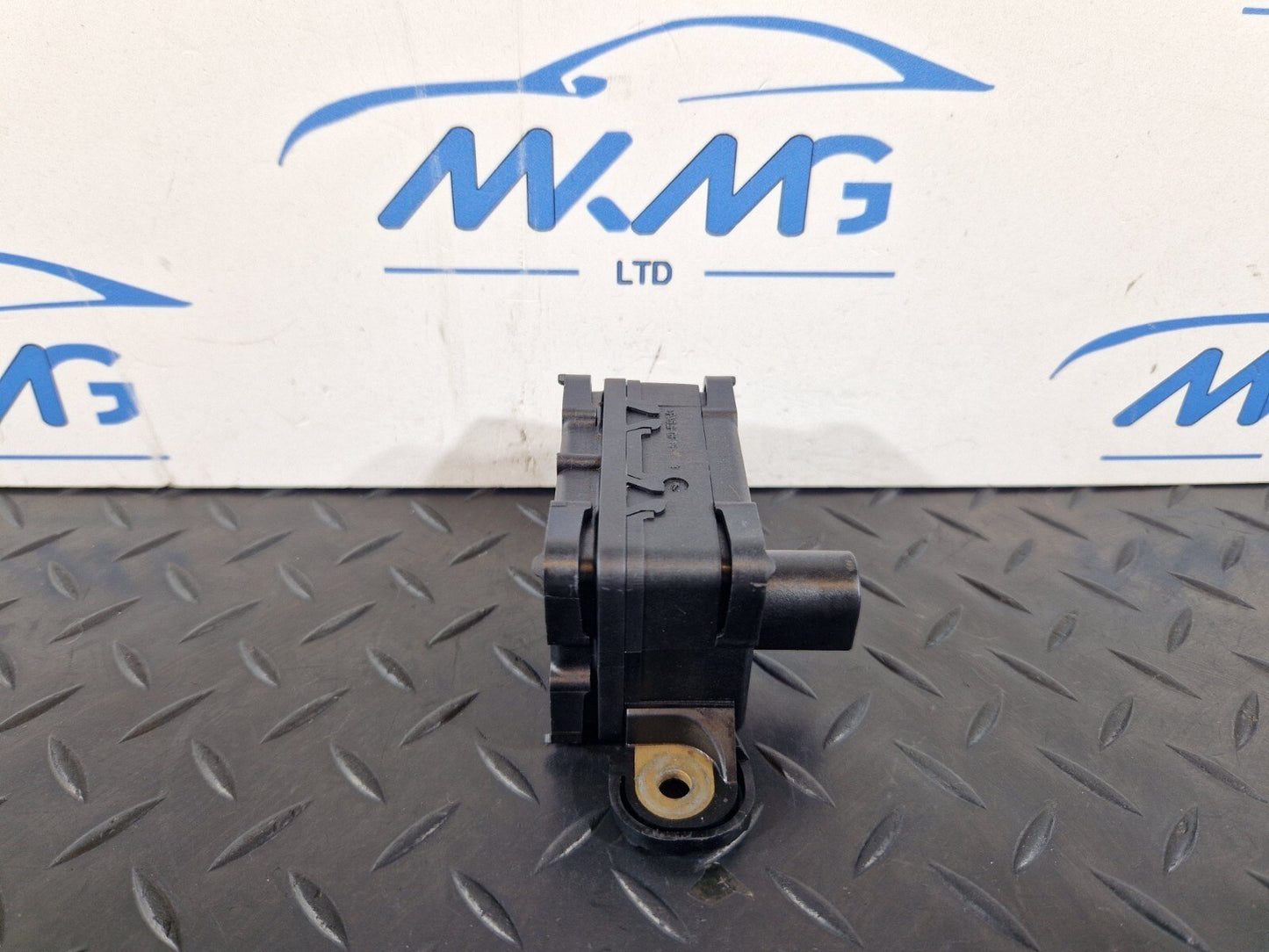 10-15 AUDI Q7 4L  YAW RATE SPEED SENSOR 7P0907652