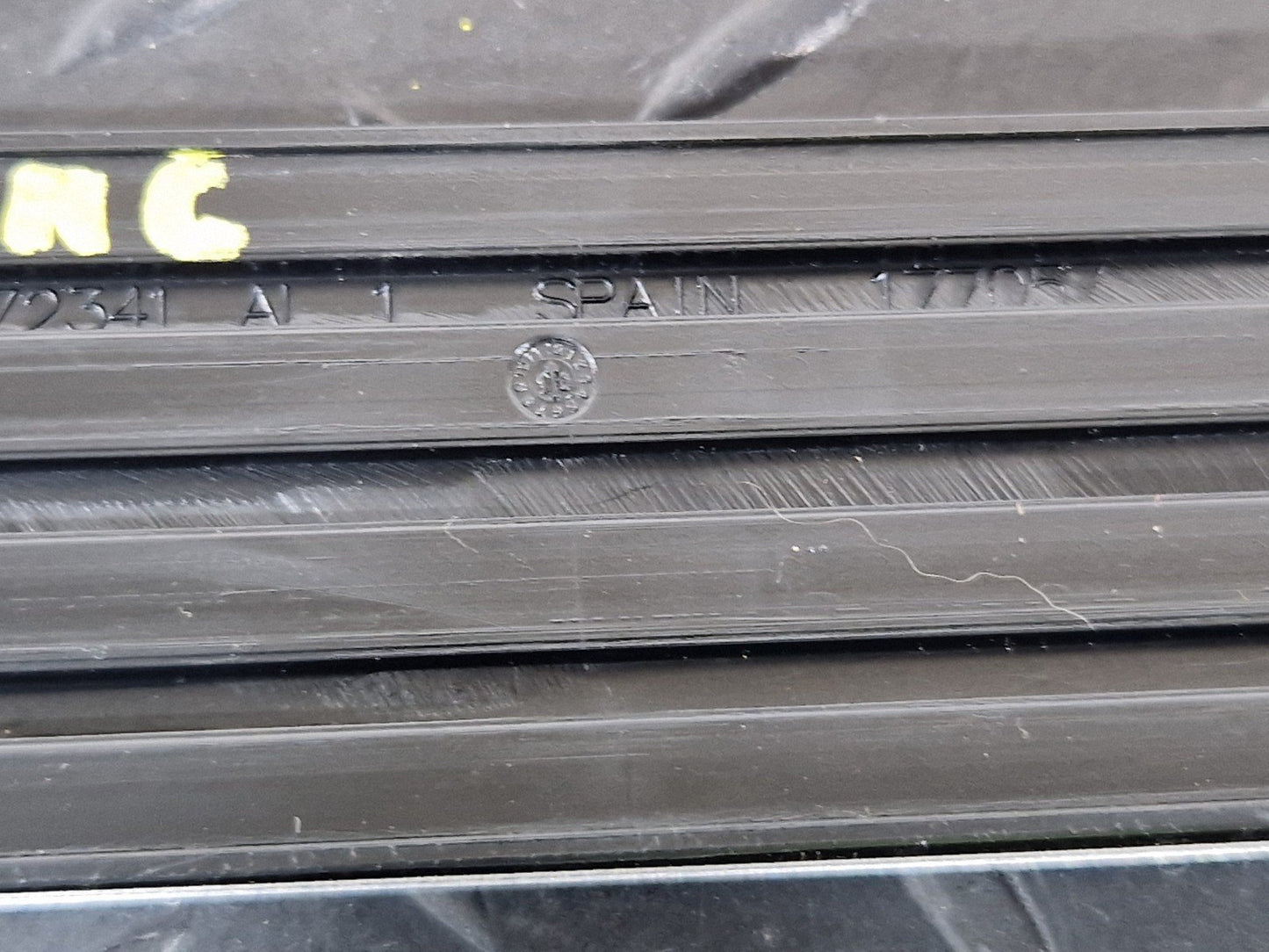 BMW X5 E70 Genuine Front Entrance Door Sill Cover Plate Trim 7205263