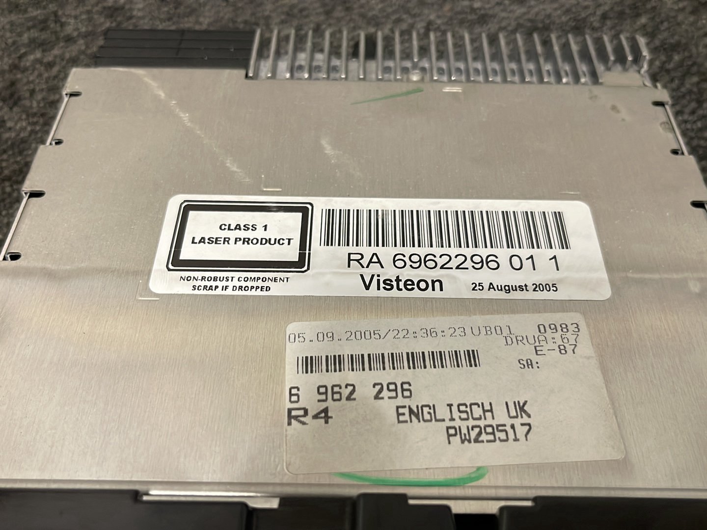 BMW 116i E87 Hatchback Genuine Radio Business CD Player 6962296