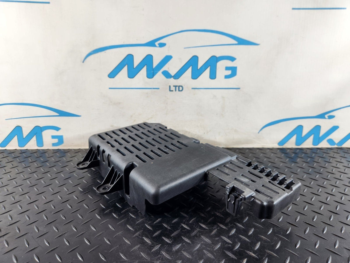 MERCEDES BENZ B CLASS W247 AMPLIFIER AUDIO UNIT BRACKET HOLDER MOUNT A2475450601