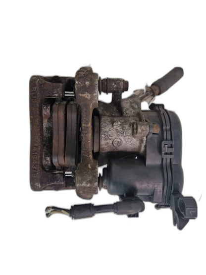 12-18 MERCEDES A B CLA CLASS W246 W176 REAR LEFT BRAKE CALIPER A2464232398
