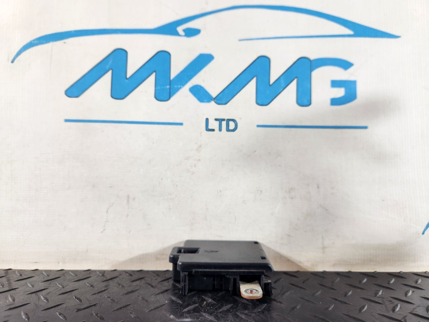 Audi Unknown Part Type 4M0941824
