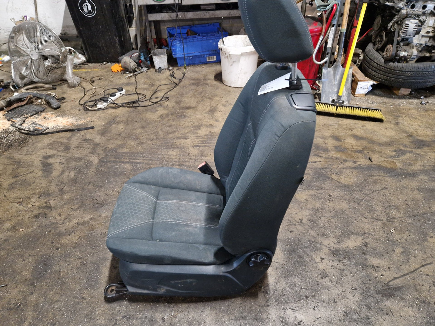 Ford Fiesta MK7 Hatchback Left Genuine Front Left N/S Passenger Seat