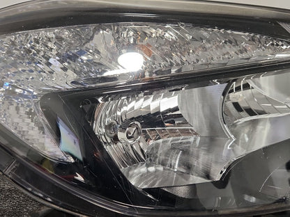 Vauxhall Mokka MK1 (G1U0) SUV Genuine Front Right O/S Driver Headlight 42435928