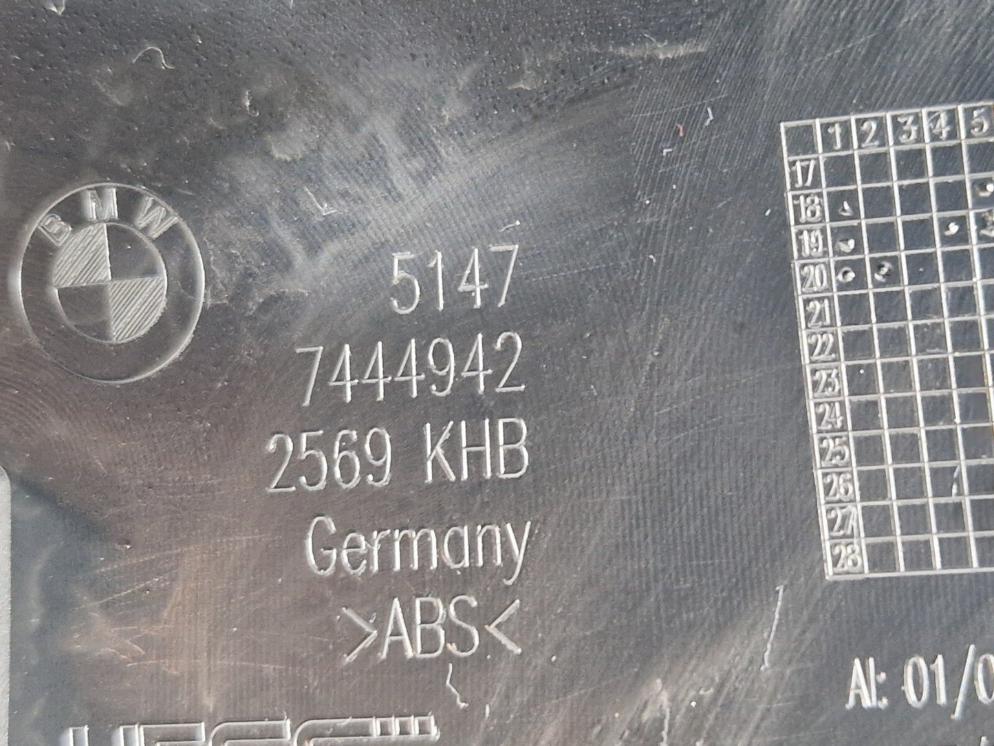 20-24 BMW 1 SERIES F40 REAR DOOR ENTERANCE TRIM RIGHT DRIVER SIDE 7444942