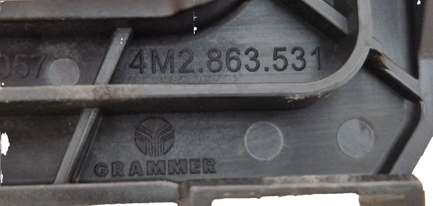 Audi Unknown Part Type 4M2863531