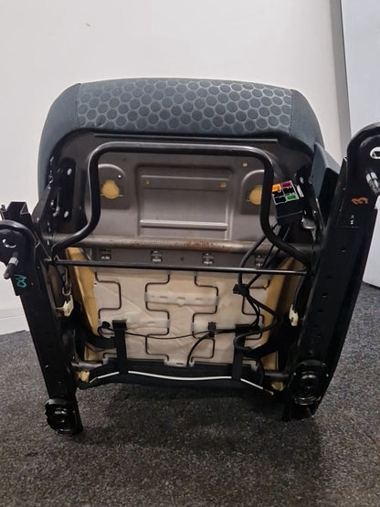 Ford Fiesta MK7 (B299) Hatchback Left Front Seat