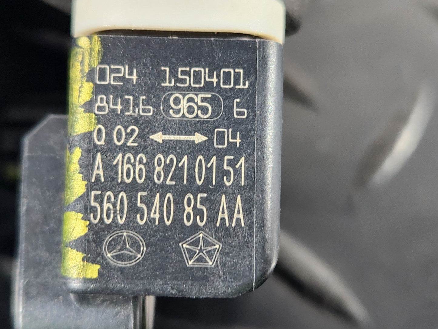 MERCEDES A B CLA GLE W166 W176 W247 OEM CRASH IMPACT CONTROL SENSORS A1668210151