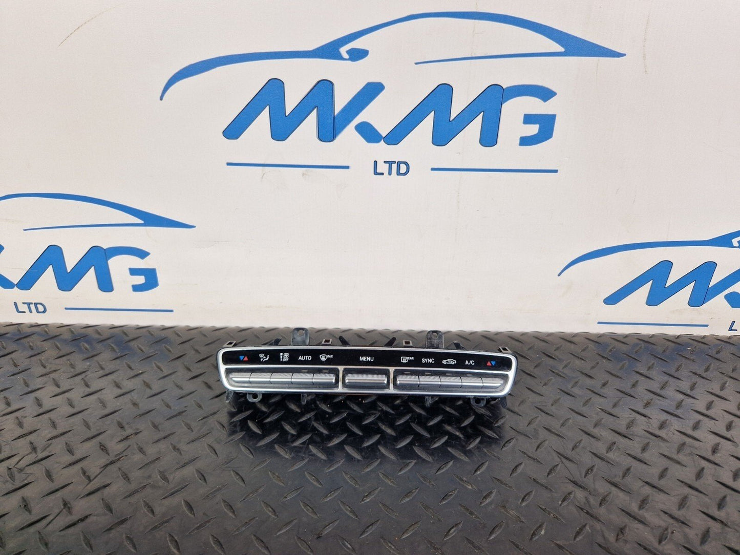 14-21 MERCEDES BENZ C300h W205 A/C HEATER CLIMATE CONTROL PANEL A2059054706