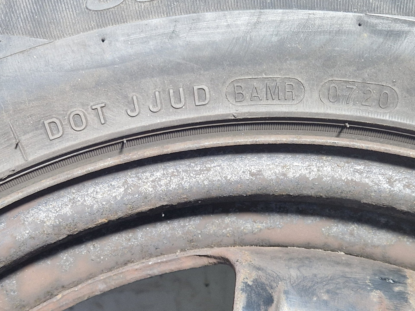 Vauxhall Astra H Genuine 16" Alloy Wheel with Tyre 215/55/16 ~6mm