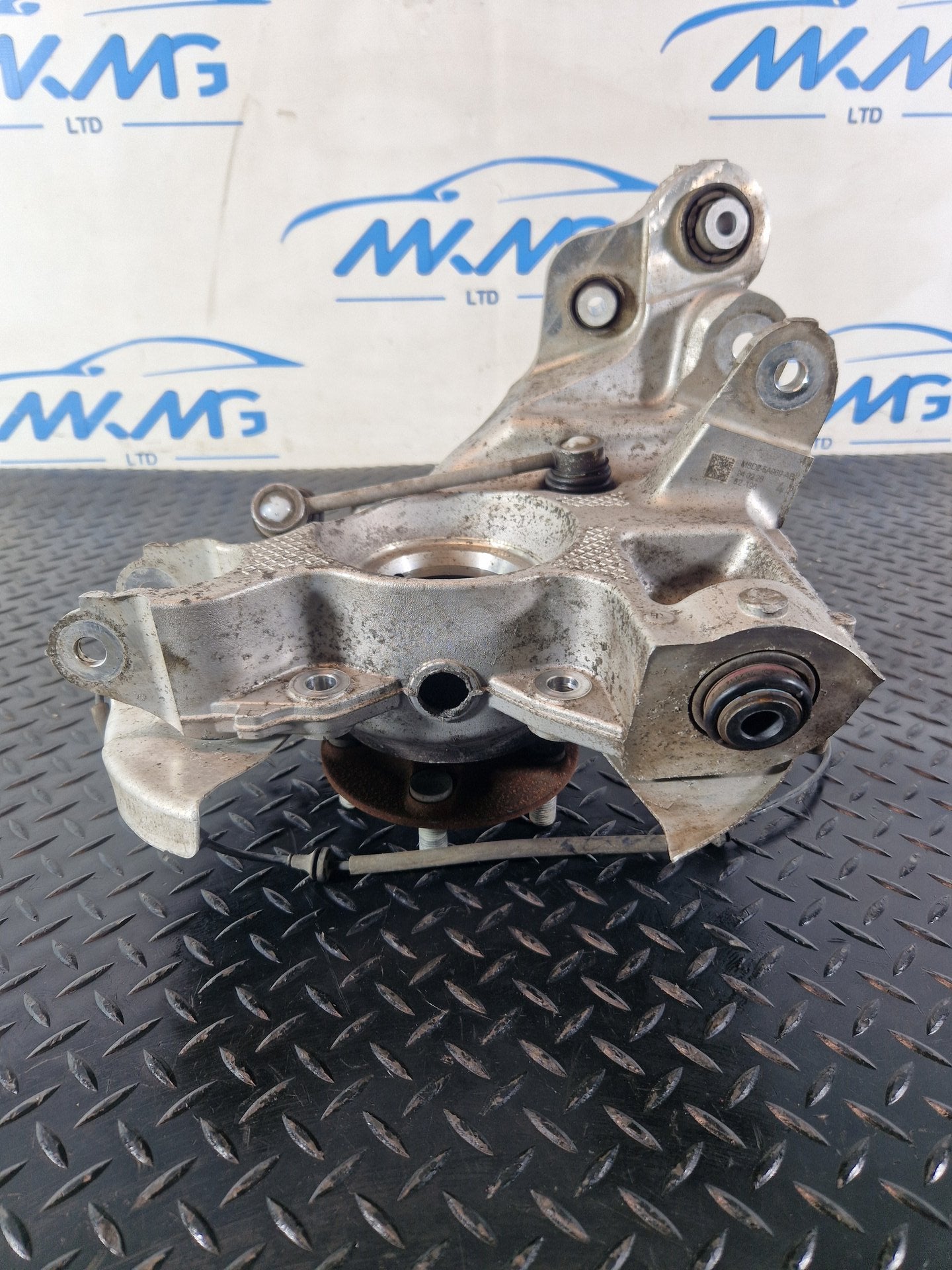2019 - 2025 Range Rover Evoque L551 Rear Left N/S Wheel Hub GX73-2C029-AC