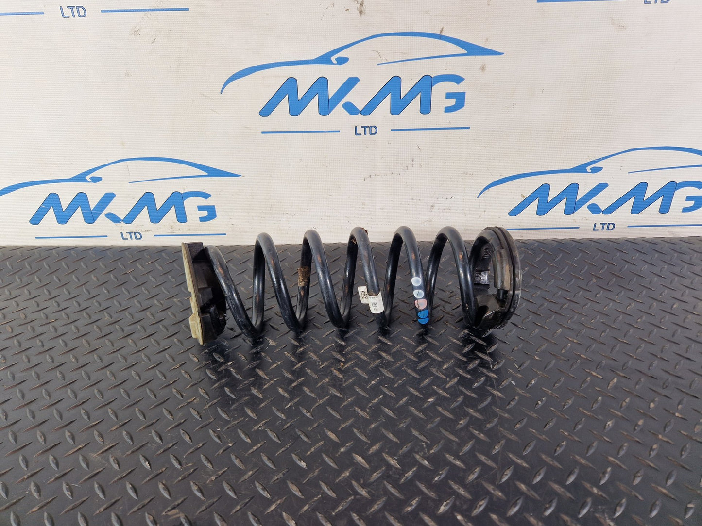Land Rover Range Rover Evoque L551 SUV Rear Suspension Coil Spring K8D2-5B749-FB