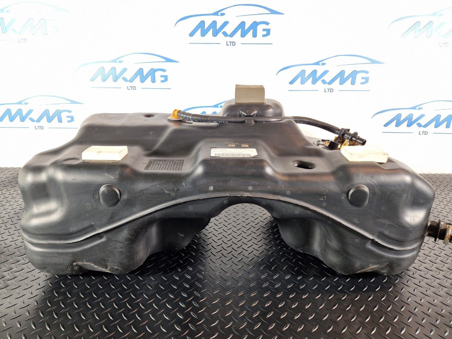 19-ON RANGE ROVER EVOQUE L551 DIESEL FUEL TANK K8D2-9K007 M8D29K007CB