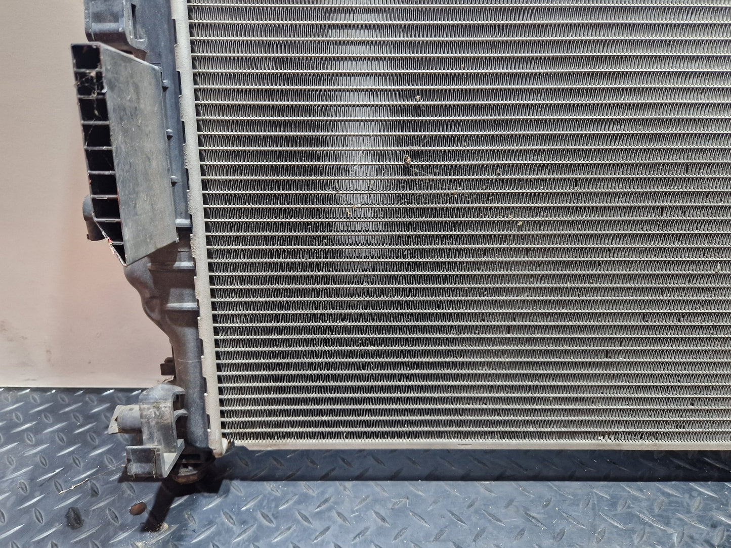 Vauxhall Astra 1.4L Petrol 74.0kw A14XER Genuine Water Coolant Radiator 13281773