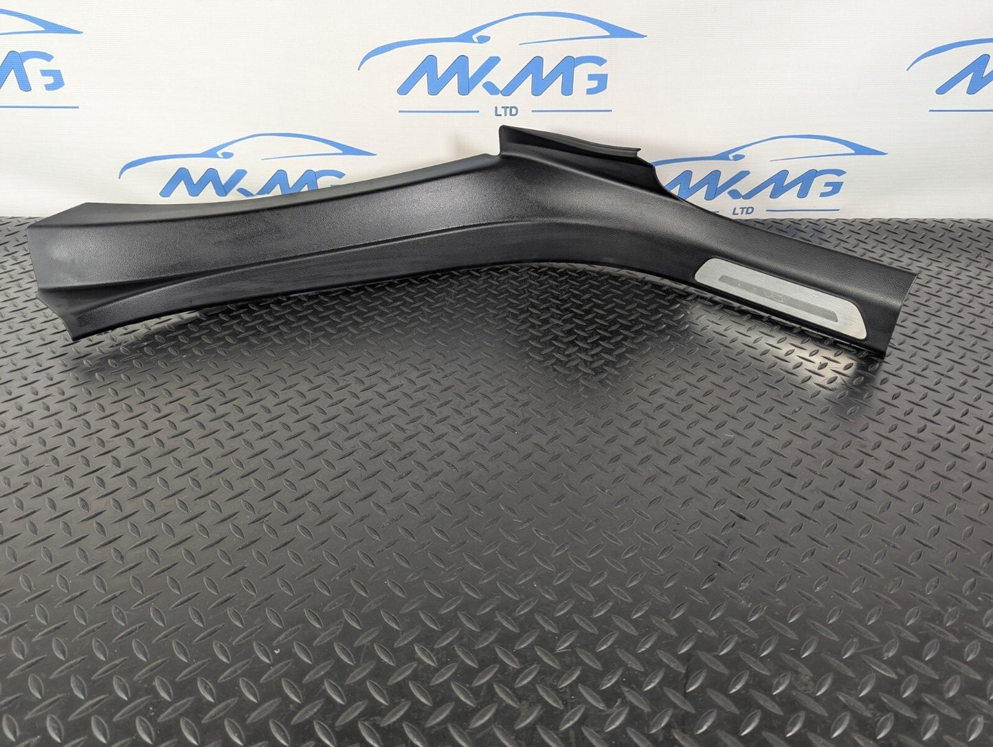 Audi A8 4H Rear Right Interior C Pillar Step Plate Trim 4H0864608F