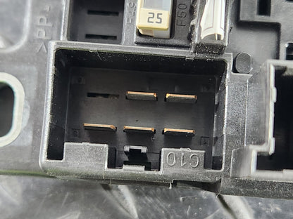 Land Rover Range Rover Evoque L551 SUV Genuine 2.0 Petrol Fusebox K8D214N030AC