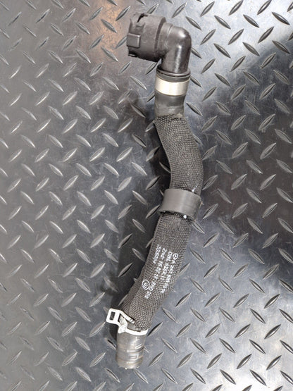 19-ON MERCEDES BENZ B CLASS W247 GENUINE ENGINE COOLANT PIPE HOSE A2478306300