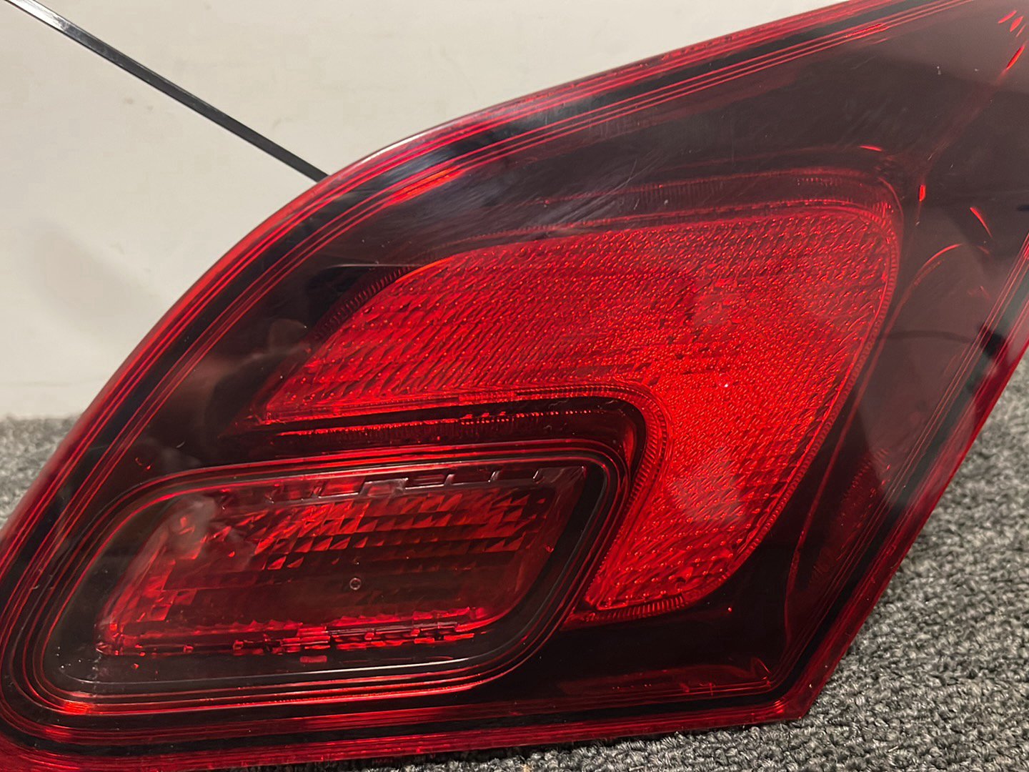 2010 Vauxhall Astra MK6 (J) (A3400) Genuine Rear Right O/S Inner Tail Light