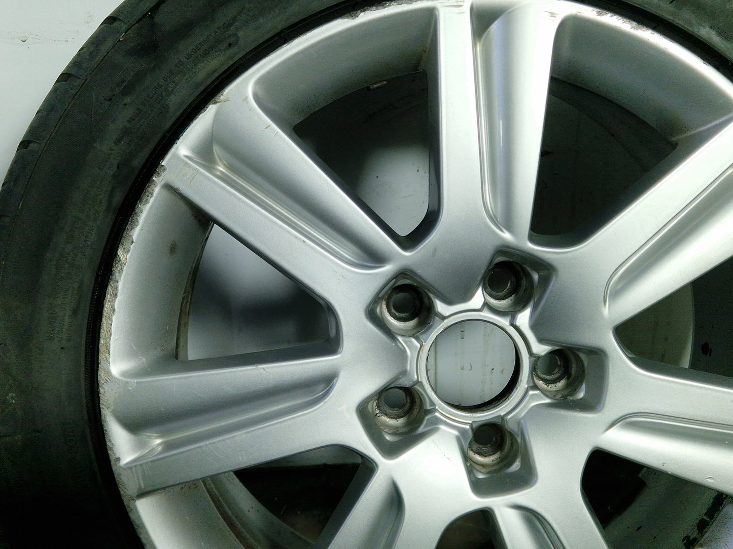 Audi MK4 17" Alloy Wheel with Tyre 225/50/17 ~6mm 8K0601025B