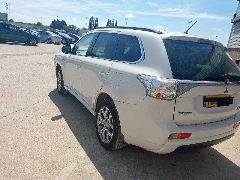 2015 Mitsubishi Outlander PHEV