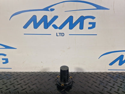 14-21 MERCEDES BENZ C300h W205 OIL LEVEL SENSOR A6511530132