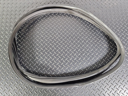 10-13 BMW X5 E70 LCI GENUINE FRONT LEFT RUBBER DOOR SEAL 7305616 17910310