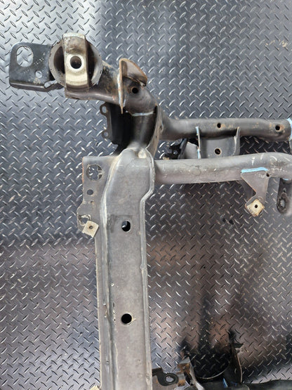 11-19 MERCEDES BENZ ML W166 GENUINE FRONT SUBFRAME A1663302000