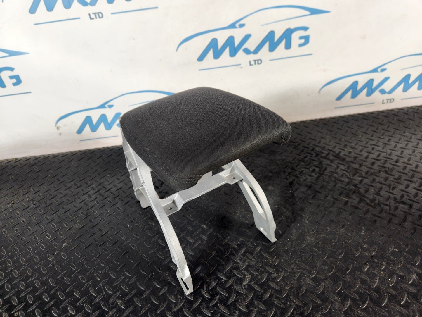 AUDI A5 F5 GENUINE CENTRE CONSOLE ARM REST 8W0864283A
