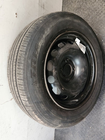 Peugeot Partner B9 Cargo Van 15" Steel Wheel with Tyre ~5mm 195/65/15