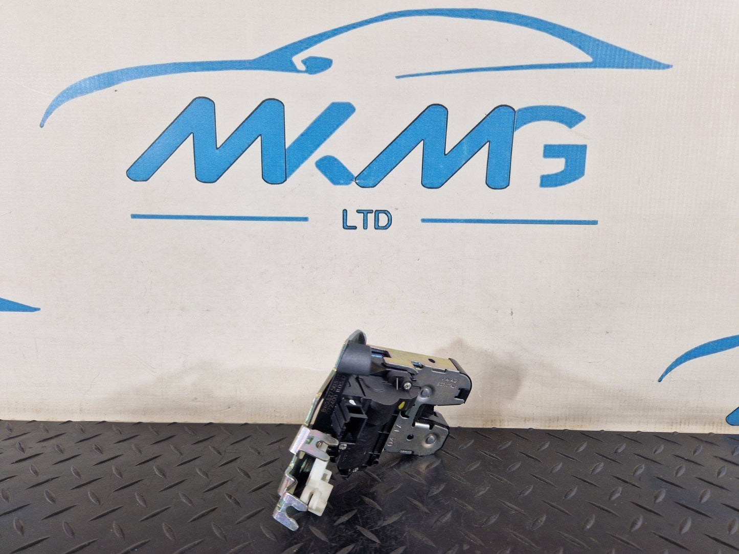17-24 AUDI S5 F5 GENUINE REAR TAILGATE BOOT TRUNK LOCK MECHANISM 8W0827503