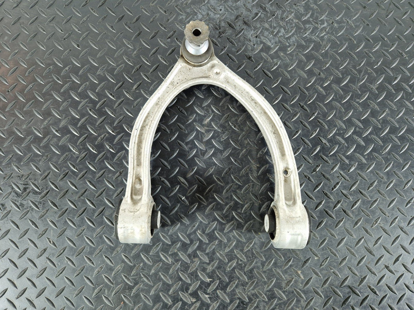 14-21 MERCEDES C CLASS W205 GENUINE FRONT RIGHT O/S UPPER CONTROL ARM A205M8B