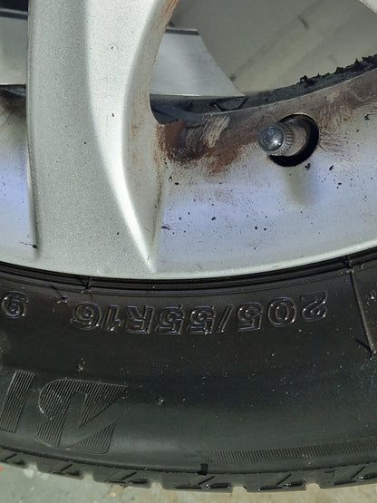 Hyundai i30 MK1 (FD) 5" Alloy Wheel with Tyre 205/55/16 5mm