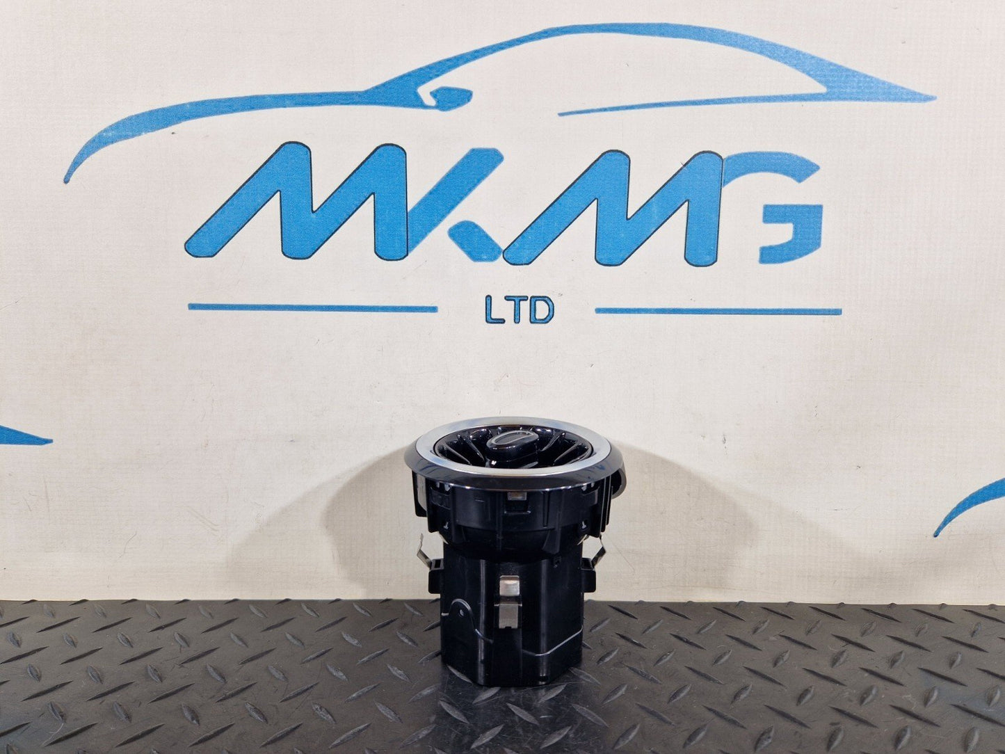 18-ON MERCEDES BENZ A CLASS W177 GENUINE INTERIOR AIR VENT A1778307700