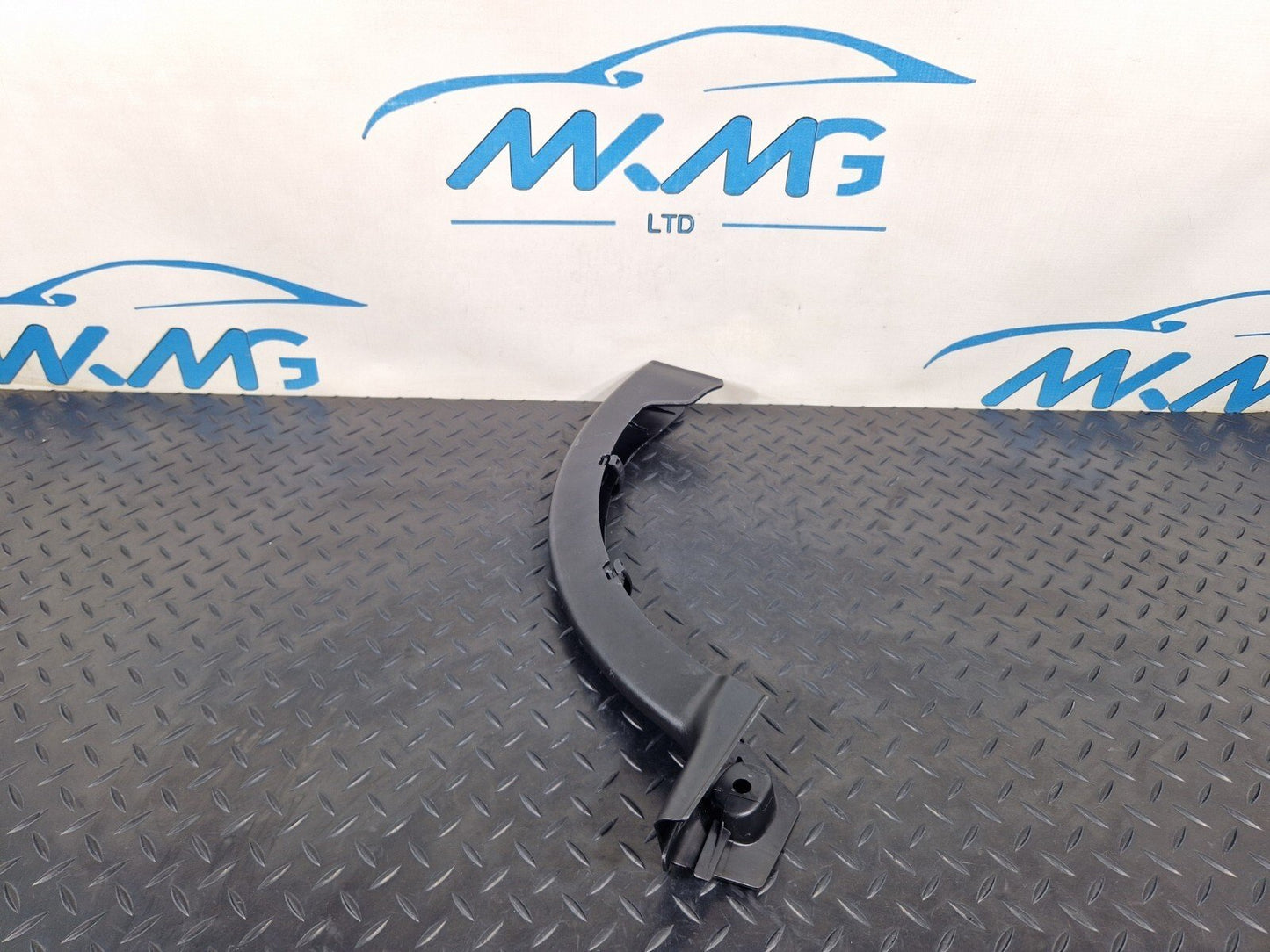 14-21 MERCEDES C250D W205 TRUNK LID HINGE COVER FINISH RIGHT SIDE A2058210189
