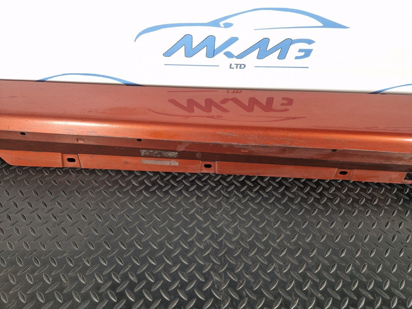 14-21 BMW 2 SERIES GRAN TOURER F45 F46 LEFT SIDE SKIRT IN ORANGE C1X 7318851