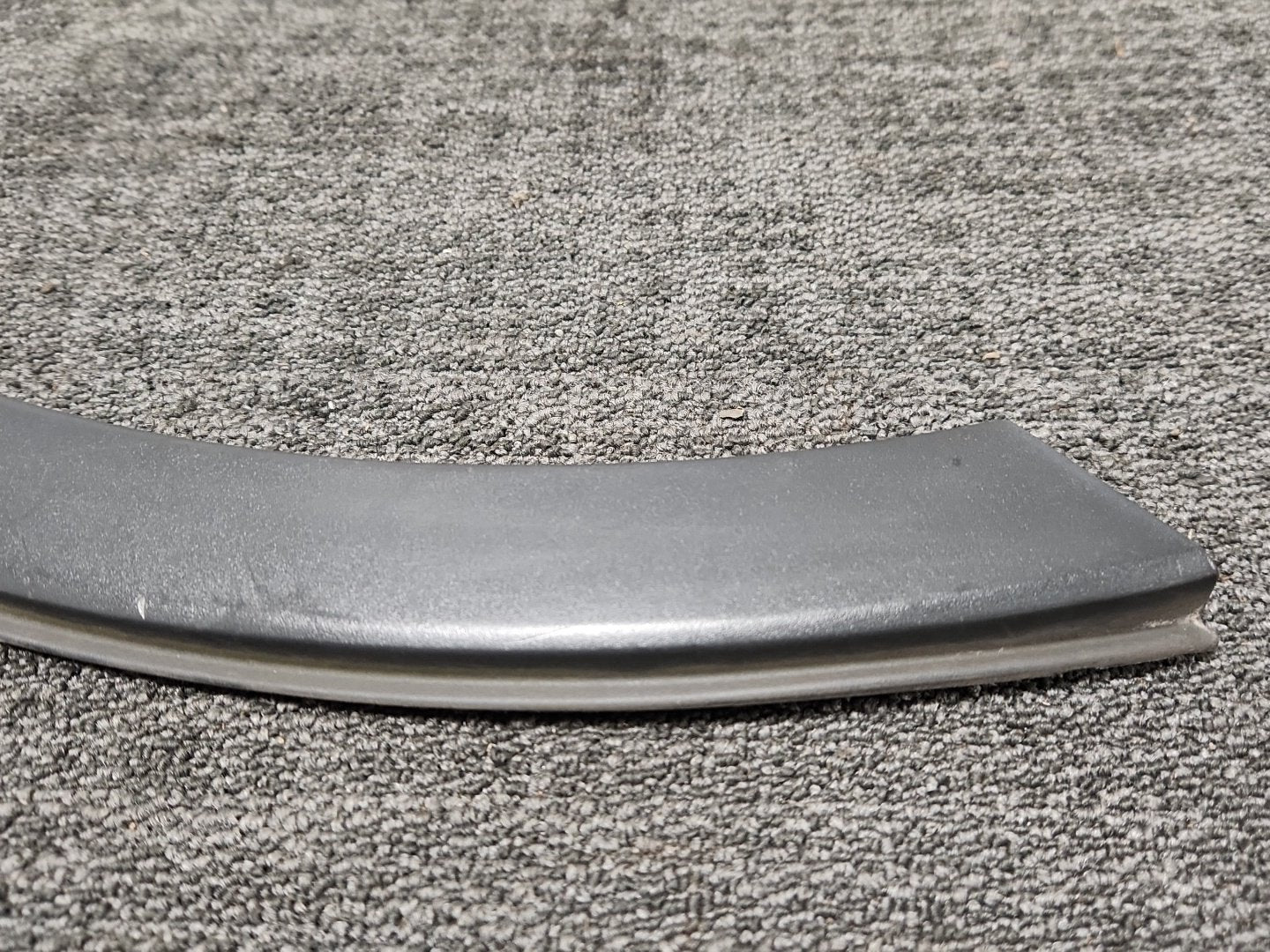 Vauxhall Mokka MK1 (G1U0) SUV Rear Left N/S Wheel Arch Moulding 95164505
