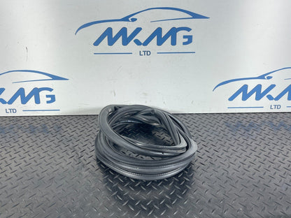 17-20 VW GOLF MK7.5  DOOR SEAL RUBBER FRONT LEFT LH 5GE867911B