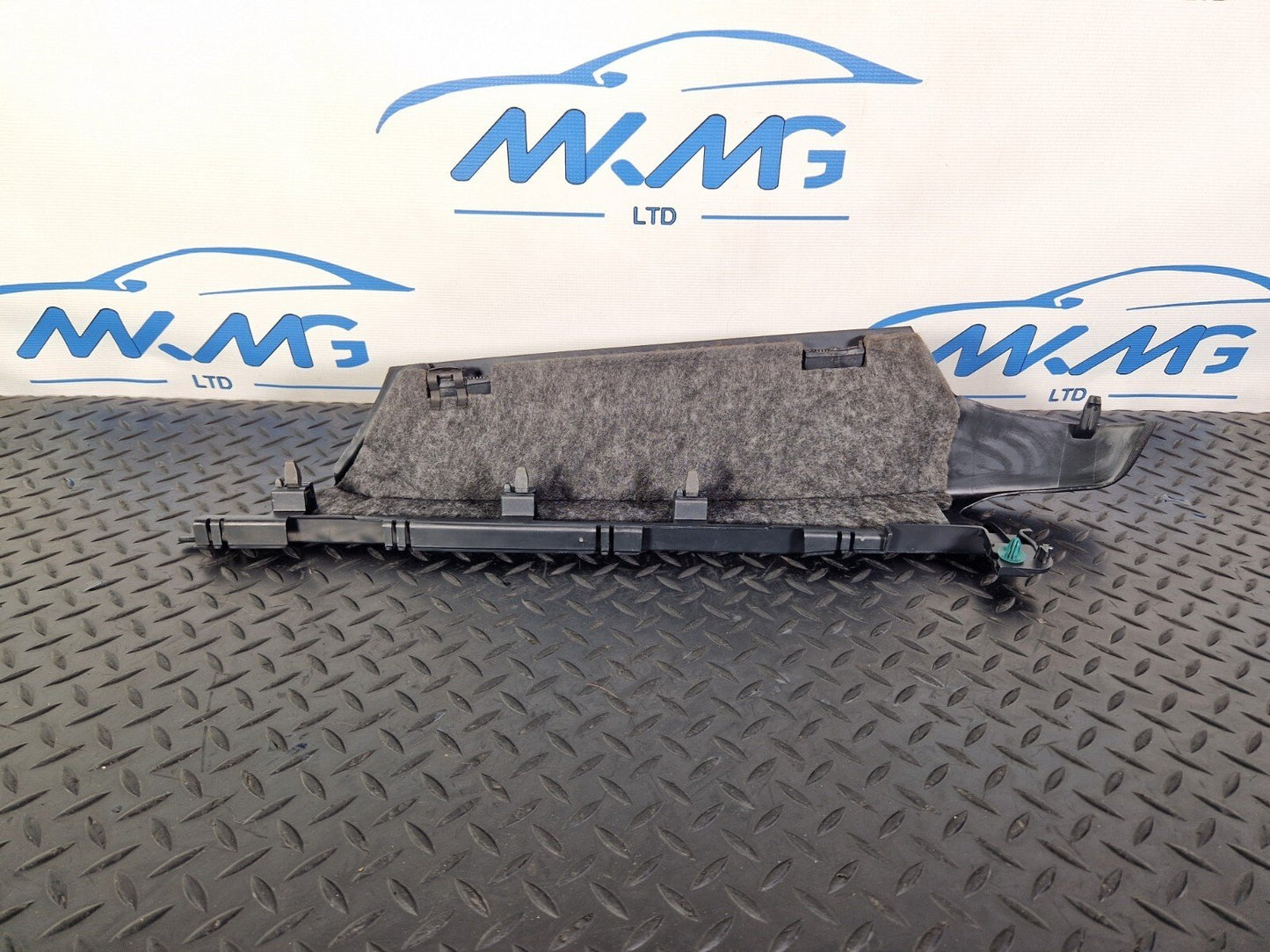 14-21 MERCEDES BENZ W205 OEM GENUINE RIGHT BOOT TRIM PANEL COVER A2056940228