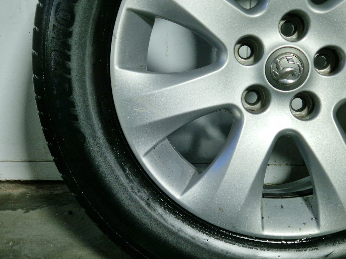 Vauxhall Corsa MK6 16" Alloy Wheel with Tyre 215/60/16 ~4mm 13376018