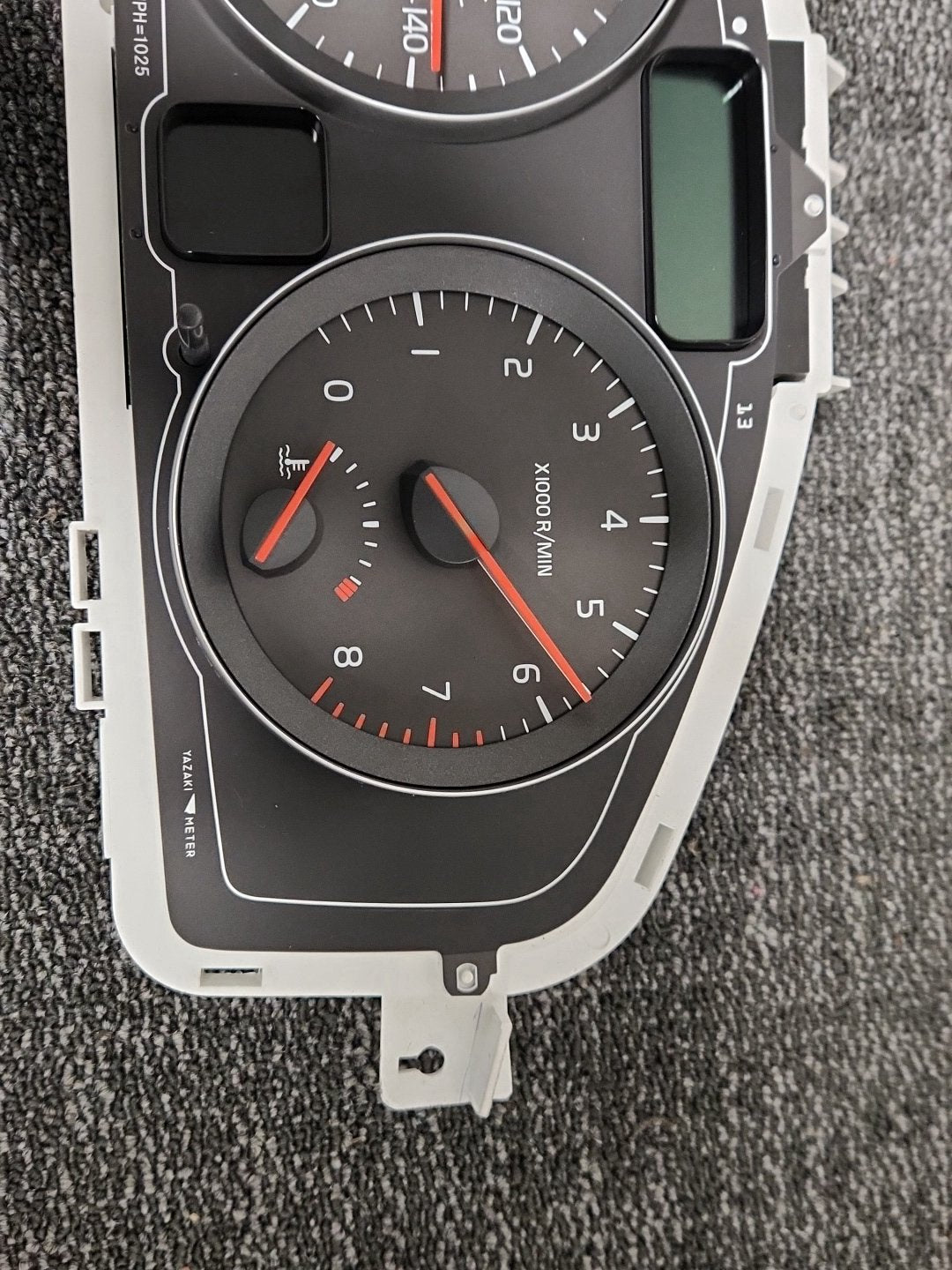Volvo S40 MK2 (MS) Saloon Genuine Speedometer Instrument Cluster 31254778