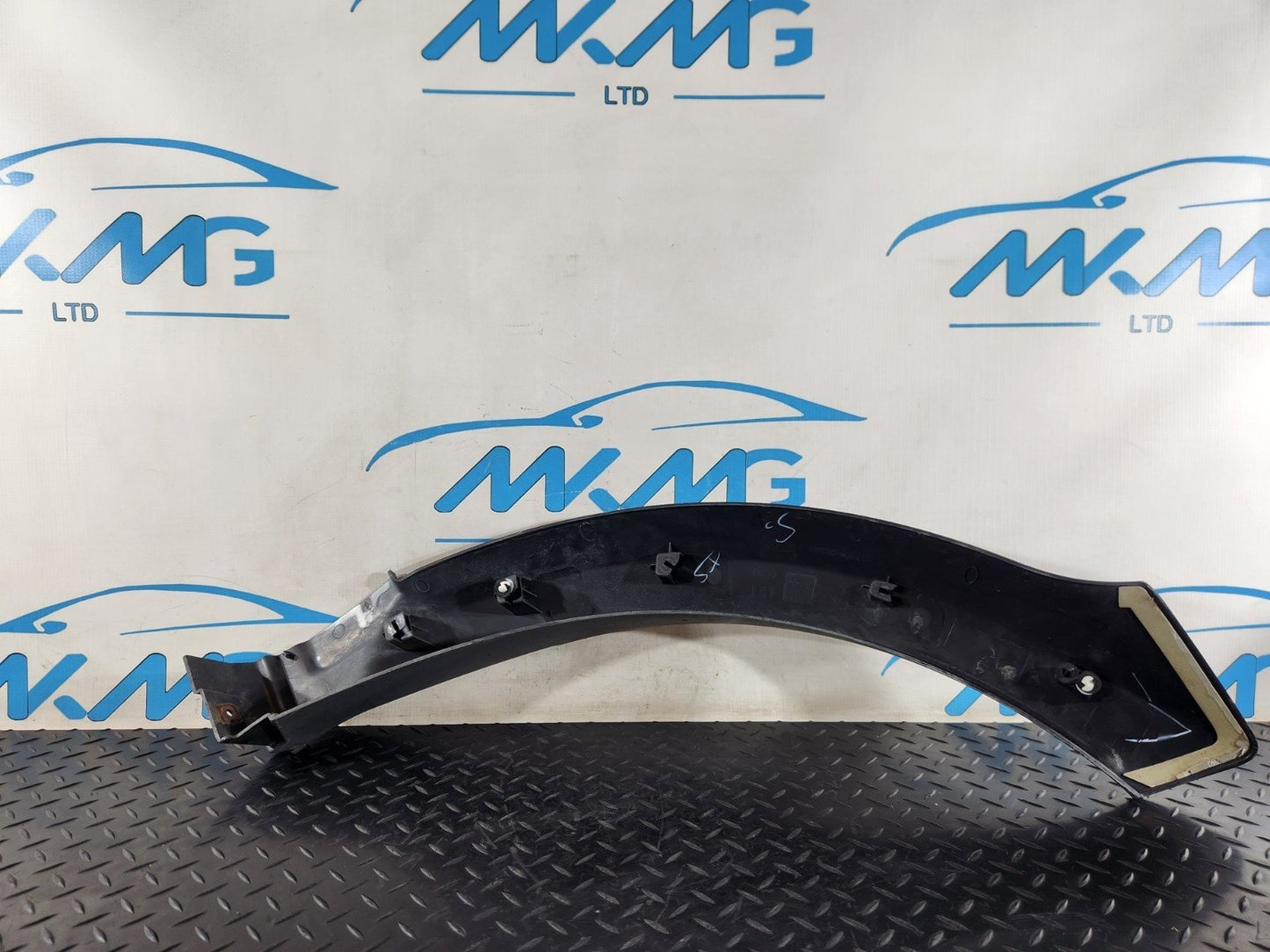 13-23 RANGE ROVER SPORT L494 DRIVER SIDE RIGHT REAR ARCH TRIM DK62-28370-A