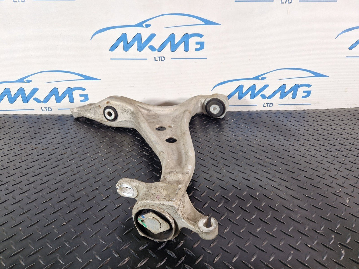 11-19 MERCEDES BENZ ML W166 GENUINE RIGHT O/S CONTROL ARM A16663300207